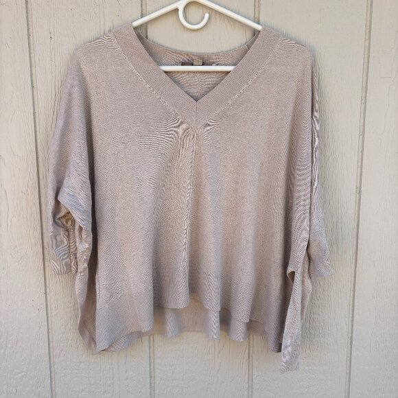 The Loft V-Neck Poncho Sweater Women's Small Beige Knit Boxy Lagenlook Comfort - Picture 1 of 9